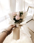 꽃다발이었어요 ~ #handtied #모나플로스 #monaflos #남양주꽃집 #남양주플라워레슨 #플라워클래스 #핸드타이드 #꽃다발포장법 #florist... 
