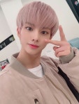 헤어 나오고 싶지 않은 #윈 의 눈빛호수🤩  #MCND #WIN #SCHOOL_AGE #떠 #Spring di 2020 | Fandom