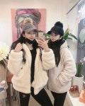 트윈네일(TwinNail) | 다되가는데 지워지지않아서 못하고있음 🥺 유지력 대박 🙌🙌 오늘은 이쁜 지영언니 보러 😛 . . . #청춘네일 #트윈룩" - 2020 | 개