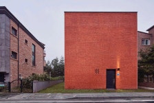 부천 까치울집 Red Square House - 브리크매거진 -  BRIQUE MAGAZINE