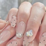 라비드봉 네일(RAVI DE BONG NAIL) | ☑︎担当 : @raviy_maya #raviy #nail #nailsalon #gelnail #gelart #nailstagram #팔로우 #네일스타그램 #ネイル #ラビィ #ジェルネイル...