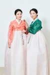 아이웨딩 > 브랜드 > 웨딩한복 > 반가의우리옷 아이웨딩 > 브랜드 > 웨딩한복 > 반가의우리옷 | Hanbok