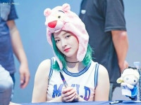 Ghim của 이현 조 trên 내니♡ | Nữ thần, Daegu