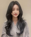 가로수길미용실 더봄헤어 혜성 on Instagram: “#허쉬컷#레이어드컷 가볍기만한 느낌이 아닌 풍성하고 , 내추럴한 무드의 스타일 이에요... 