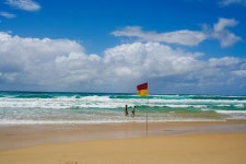 골코#서퍼스파라다이스#여행#여행스타그램#사진... Australia#queensland#goldcoast#surfersparadise#trav… | Outdoor, Beach, Water
