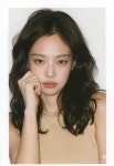 JENNIE에 있는 Bng_yoeng_님의 핀 - 2025 | 아시안 메이크업, 헤어스타일, 예쁜 메이크업