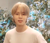 Pin page 지민 (Jimin) ‘MUSE’ Jacket Shoot Sketch - BTS (방탄소년단) in 2024 | Park jimin, Jimin, 27 years old