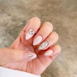 꼬언니네일#(GGO UNNI NAIL) | 좋아요 1,169개, 댓글 8개 - Instagram의 꼬네일(@ggonail)님: "#꼬네일 #봄네일 #풀스톤네일 🌸 . . #꼬네일2월이벤트 ✔️ 150.000...