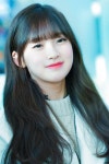 더쿠 - 오마이걸 아린 데뷔 초 시절.jpg