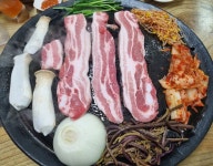먹고싶은것이 없는날에는 역시 삼겹살이최고입니다 천안 두정동 맛집 옥돌이네솥뚜껑삼겹살 - 2022 | 삼겹살