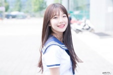백지헌닷컴 on Twitter 백지헌닷컴 on Twitter | 아이돌, 콘서트, 사람