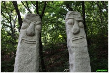 남한산성 큰골 돌조각공원(석탑공원) | Garden sculpture, Outdoor, Outdoor decor
