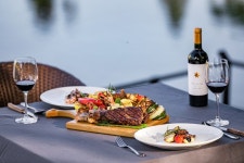 #켄싱턴 #호텔 #평창 #오대산 #bbq #프렌치정원 #정원 #호캉스 #야외정원 #글램핑 #스테이크 #캠핑 #랍스터 #와인 #플레이팅 | 음식, 브런치, 글램핑