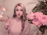 🎀 제이바비 붙임머리 컬러 전문 바비원장 🎀 di Instagram #감기 #조심 하세요...💕 . 1월 예약 미리 해주셔야 원하는 날짜... 