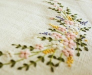 #야생화자수 #꿈소 #꿈을짓는바느질공작소 #자수 #자수타그램 #꽃자수 #embroidery #broderie #刺繍 #handembroidery... 