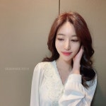 Pin page 쟈끄데상쥬강남역점 최민선대표 on Instagram: “💐요즘 핫한 #팬트하우스 오윤희 스타일 @adalee_cms . . 💐요즘 너무도... 