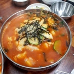 #페북사진공유❌❌님: “#원조팔공산얼큰이손수제비#얼큰이칼국수#얼큰이손수제비#해물파전 역시 겨울엔 뜨끈한…” - 2021 | 해물 파전