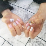 8 mentions J’aime, 1 commentaires - •네일메이드•(젤네일전문샵) (@nail.made) sur Instagram : #니트네일 #벨벳네일 #체크네일 #가을네일... 