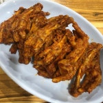 호미불닭발이 생각나길래 당장 출동🐔본점에서 먹고싶었는데 꽉차서 바로옆 1호점으로가서먹었어여,,통뼈세트 매운맛🔥으로 주문(닭발... 