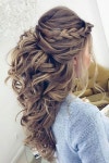 Like this hairstyle. #shortweddinghairstyles | 헤어스타일 아이디어, 긴 머리 헤어스타일, 우아한 헤어스타일