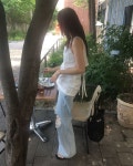 데님⸝⸝⸝ 👖⊹⁺ #le #르 #블라우스 #데님코디 #여자코디 #여자데일리룩 #데미지데님 #슬리브리스 #여름코디 #성수 #성수카… - 2024... 