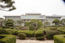 Pin by 김수범subeom kim on 한류문화K-wave,travel | House styles, Mansions, House