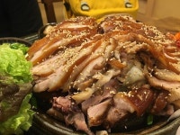 #인스타 #인스타그램 #먹스타 #먹스타그램 #맛스타 #맛스타그램 #먹방 #먹부림 #고기 #족발 #豚足 #肉 豚肉 #팔로우 #팔로워 #팔로잉 #일상 | 豚肉, 肉, 豚