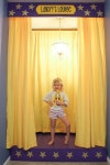 Easy DIY Childrens Stage #easywoodworkingprojectsideas | 인테리어