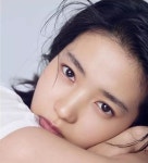 jennie에 있는 yumna saleh님의 핀 | 여배우, 배우, 흑백 사진