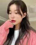 😳💕 봄이니까 화사한 무드로 메이크업 해봤는데.. 컬러 넘 예쁘고... 역시 믿고 쓰는 #버터리치크케이크 🧈 치크… | 색조, 메이크업... 