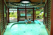 설악산 소공원을 오가며 들를 수 있는 척산온천 무료족욕공원. #속초 #설악산 #무료족욕공원 #척산족욕공원 #척산온천단지 #속초여행 | 야외 장식