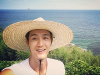 Lee Ki Woo on Instagram: “Im your farmer.🌿 .. .. #스타워즈 #아임유어파머 #대한민국 #남해 #다랭이마을 #바벨250 #leekiwoo”