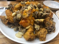 용천통닭 - 의정부 로데오 거리 치킨 / 호프 / 펍 | 맛집검색 망고플레이트 - 2021 | 식품 아이디어, 치킨, 음식