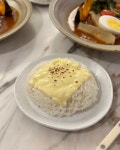 냉털 스프커리🥘 냉장고에 있던 온갖 야채들은 올리브오일 뿌려서... 겨울의 끝자락에 먹는 뜨끈한 스프커리🤎 #스프커리#커리#카레#미나슐랭