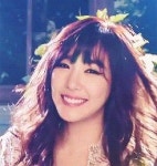 스윗홈안락하다티파니 | Tiffany Hwang SNSD Girls' Sweet Beauty CeCi GIF | 소녀시대