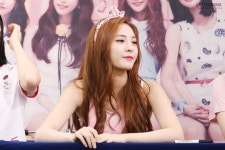 160723 #나현 | Fashion, Crown, Kim