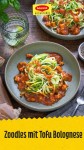 Zoodles mit Tofu Bolognese Zucchini Spaghetti mit Tofu Bolognese