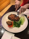 비치인쉬림프, 카프리쵸사, 파이올로지 등 추천) 괌 자유 여행 길잡이... 비치인쉬림프, 카프리쵸사, 파이올로지 등 추천) | Food, Meat, Pork