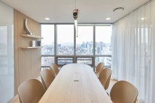 우드톤 따뜻하고 모던한 분위기의 160평 스타트업 사무실 인테리어 (서초구 서초동)