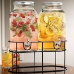 더블 메이슨 병 음료 디스펜서 | Mason jar drink dispenser, Mason jar drinks, Jar drink dispenser