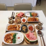 😢 우동사리까지 야무지게 볶볶🐷 ⠀ 후식은 세상 달달한 #함안수박 얼마전 마트에서 사먹고 실패했는데… | 요리, 밥, 기분 좋은