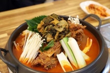 Instagram의 영상꿈나무✌님: “#맛집탐방#순우리감자탕 ㆍ ㆍ #첨단맛집... 마무리#망고슬러시 ㆍ ㆍ #광주맛집#상무지구맛집 #감자탕#국물대박”
