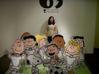 exhibition에 있는 나래 이님의 핀 - 2023 | 팝업 스토어, 스누피, 놀이공원