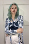 EVERGLOW X MBC - FIRST: MIA (미아) EVERGLOW X MBC - FIRST: MIA (미아) | Kpop girls, Women, Fashion