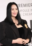Pin by 🏳️🌈 on Kim Hye soo. 김혜수 Pin by 🏳️‍🌈 on Kim Hye soo.  김혜수