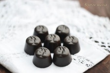Bonbon mánia, bonbon készítés, csokoládé - Konyakmeggy bonbon formában | 초콜릿