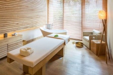 Six Senses Vana - The Luxury Spa Edit Vana Retreat - The Luxury Spa Edit | 스파 룸, 디자인, 병원 디자인