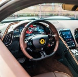 Ferrari에 있는 sh님의 핀