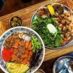 Instagram의 맛집킬러 혜띠🔪님: “진짜 맛있던 혜띠추천 슬로우캘리🥗 친구가 여기 단골인데 항상 웨이팅이 있다고 하더라구요! 근데... 