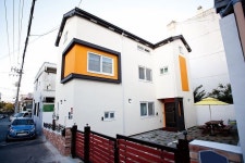 작은 땅에서 넓은 마당을 얻은 집 | 1boon | House, Tiny house, Interior